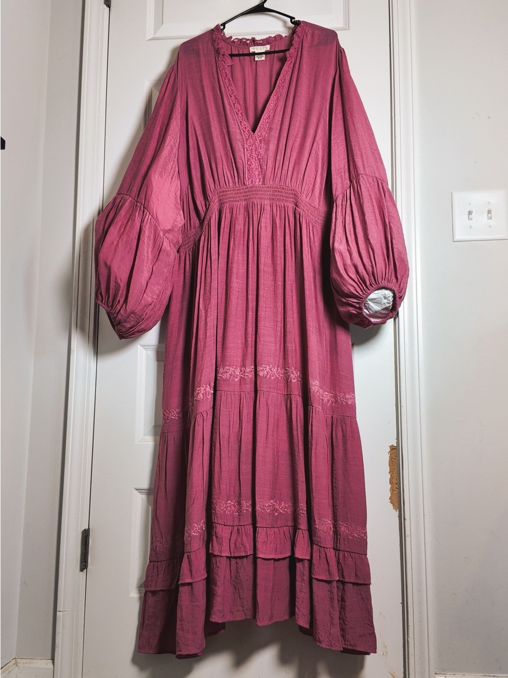 torrid Rose-Mauve Fest Maxi Dress with V-Neck - Picture 3 of 6
